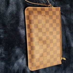 Louis Vuitton Pochette Wristlet